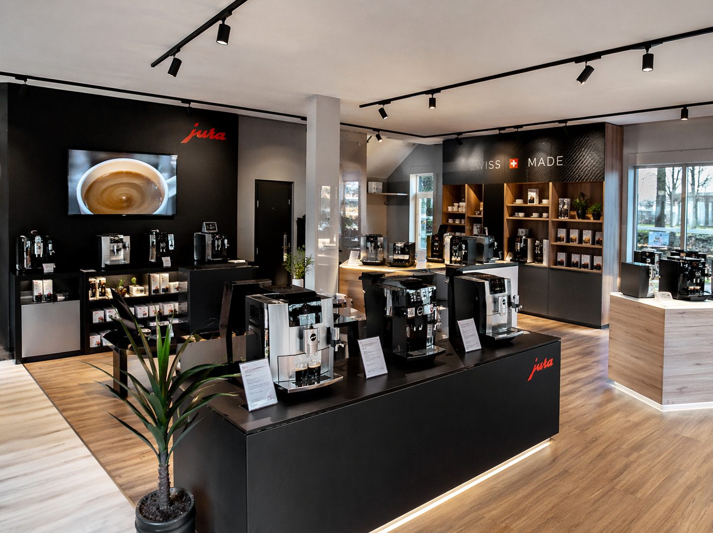 Brühwerk Showroom — Maschinen-Theke mit Beratung